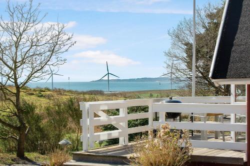 Three-Bedroom Holiday Home  image 2