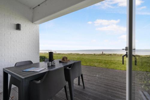 A szálláshely kívülről, Bright And Inviting Holiday Apartment By Hotel Ebeltoft Strand In First Row With Full Views Of Ebelt in Ebeltoft városközpont