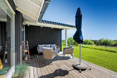 Three-Bedroom Holiday Home  image 5