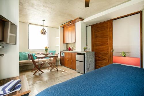 Suite Indigo image 5
