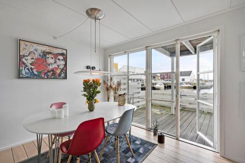 Exterior view, Stylish Holiday Home In Øer Maritime Holiday Village With Terraces And Scenic Views in Ebeltoft