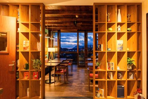 Étterem, Coralina Hill Villa near Lam Dong Múzeum