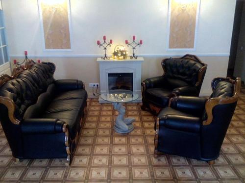 . Central Hotel