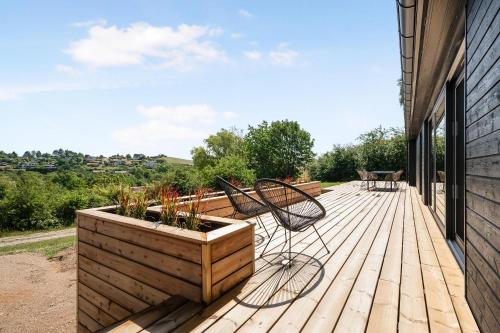 Four-Bedroom Holiday Home image 7