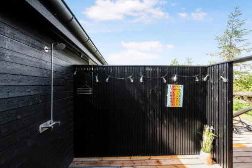 Four-Bedroom Holiday Home image 9