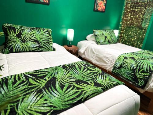 Kikis Tikis! Fun Themed Home