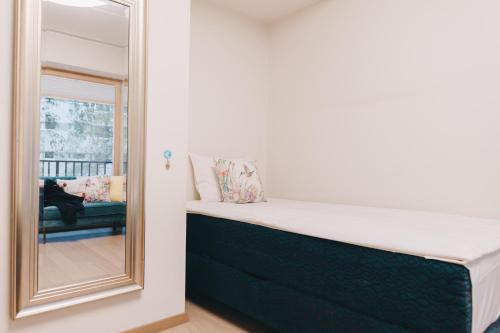 Family apartment with balcony and free parking, Tallinn (photo 8)