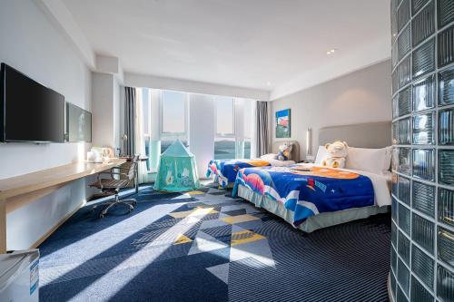 room detail thumbnail 1