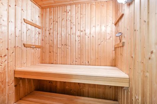 Two-Bedroom Holiday Home image 10
