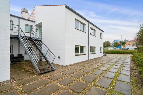 Beautiful Ground-Floor Holiday Apartment With Sea View Perfect For An Ebeltoft Coastal Stay - image 5