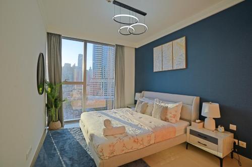 CH Skyline Retreat - Cozy 1BR Apt With Burj Khalifa and Fountain Views, Dubai (photo 6)