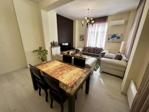 Prime Stays at 34 Bratya Miladinovi Street, Sofia (Foto 8)