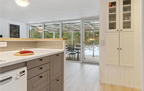 Kitchen, Cozy Home In Hadsund With Kitchen in Helberskov