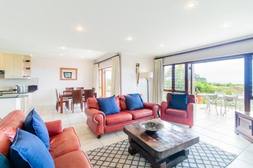 Villa 2 Pezula Golf Estate in สปาร์บอช