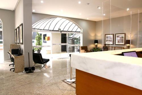 Aptos em Hotel em frente ao Allianz Parque e Shopping - com estacionamento - Perdizes in ペルジーゼス