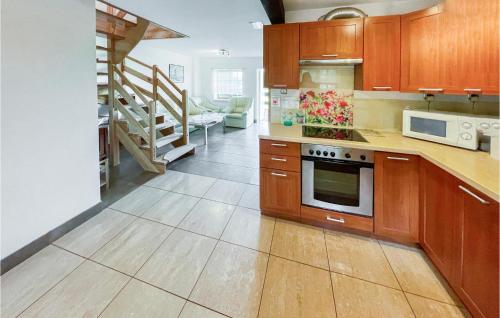 кухня, Holiday Home Lidzbark Warminski Haus Am See Klebowo in Лідзбарк Вармінскій