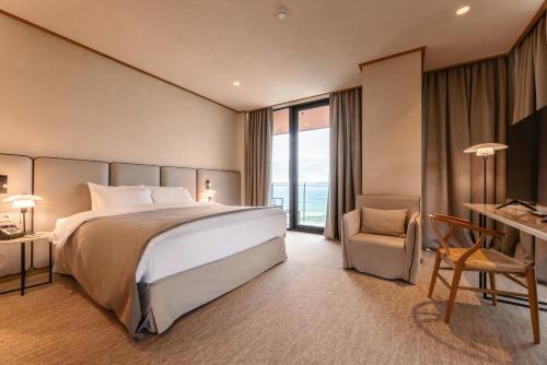 612149766 Kvareli Lake Resort