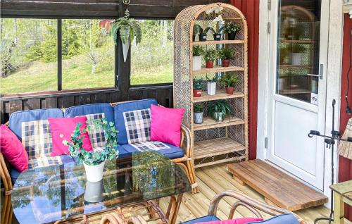 Exterior view, Amazing Home In Vase With Kitchen in Faxstad