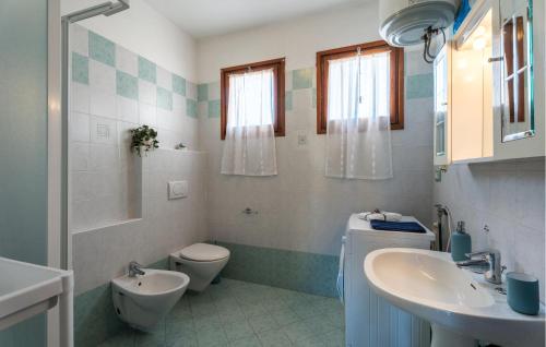 Two-Bedroom Apartment image 4
