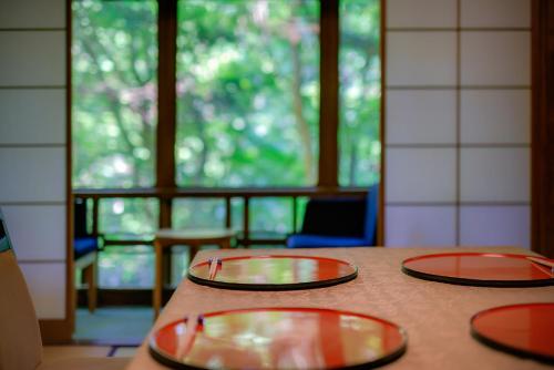 Japanese-Style Twin Room image 1