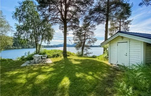 . 4 Bedroom Beach Front Home In Skodje