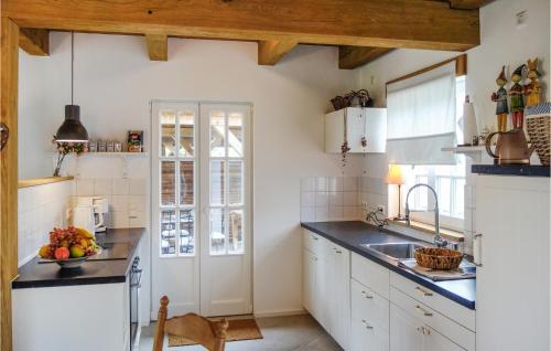 廚房, Awesome Home In Warendorf With Wifi in 瓦倫多夫