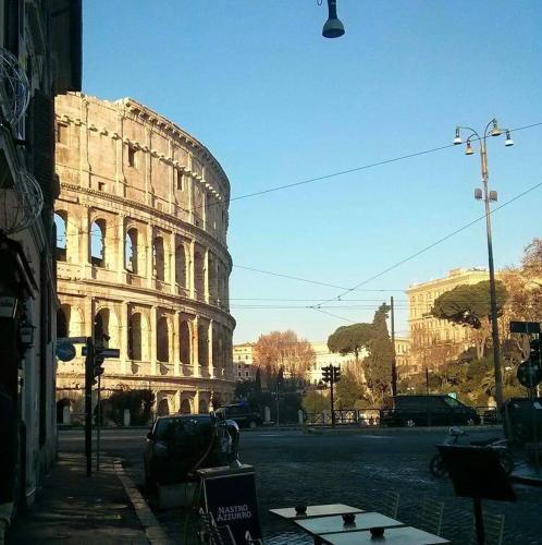 Colosseo Rooms Imperial Rome - image 10