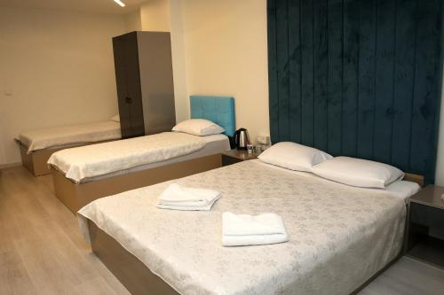 Deluxe Quadruple Room image 4