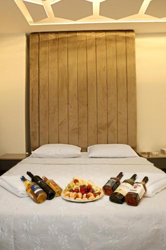 Standard Double Room image 10