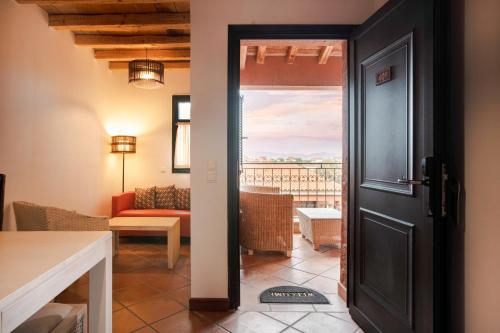 2 bedrooms, 3 beds