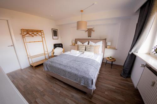 Yello Homes - Gemütliche und luxuriöse Wohnung - mit Sauna, Garten, und Heimkino für 6 Personen, Anger (fotografie 10)