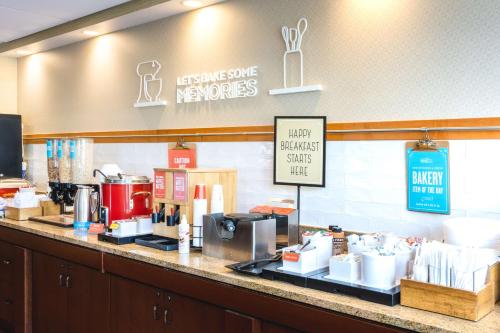 Hampton Inn Downingtown/Exton - image 10