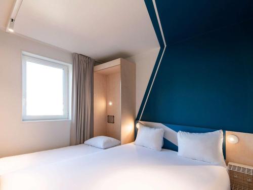 Triple Room with One Double Bed and One Bunk Bed