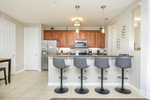 Beautiful Vacation Condo, Vista Cay - 2017 in Orlando, USA