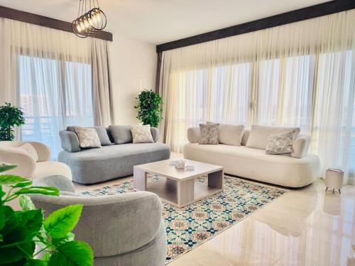 Golf view & Terrace at UptownCairo, Il Cairo (foto 10)