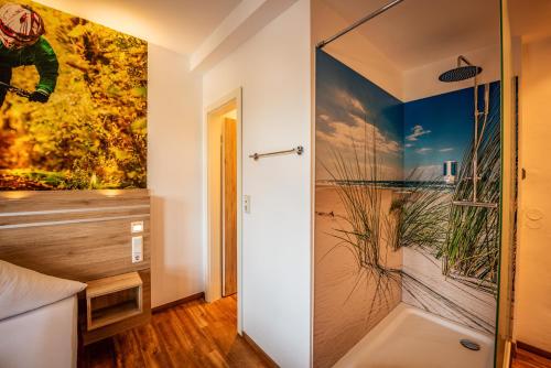 ฝักบัว, Hotel Die Tanne in กอสลาร์