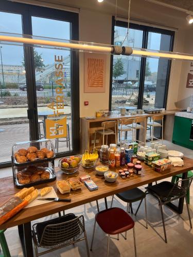Food and beverages, Residence Kley Clichy near Sole Mio