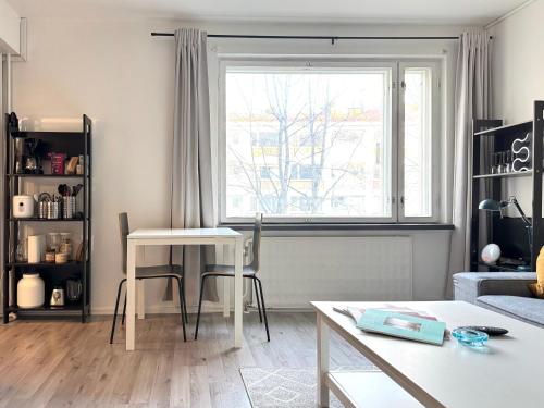 QUIET HAVEN - Fast WiFi, Functional Living, Remote Work, Doorstep Parking, Helsinki (foto 9)