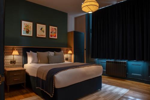 Round House Apartments