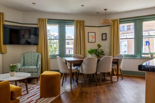 Round House Apartments - image 2