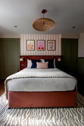 Round House Apartments - image 10