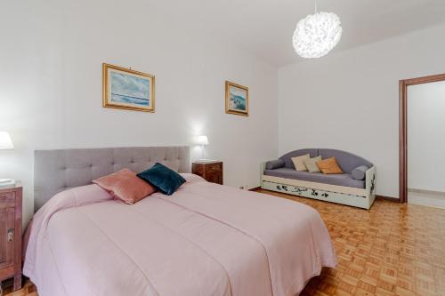 GuestHost - Retreat in Genova Nervi -Two Minutes from the Beach, Janov (fotografie 8)