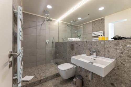 KIP Old Town Modern Studio with Parking & AC by EasyBNB Premium, Prague (photo 6)