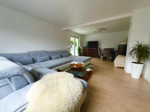Shared lounge/TV area, Ferienhaus Achterhus fur Familien & Homeoffice in Ratekau