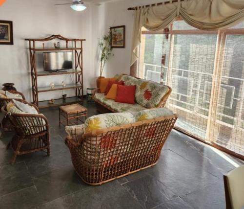 과루자 Pitangueiras prox Praia 10 pessoas ar condicionado 2성급 싱글룸 스위트룸