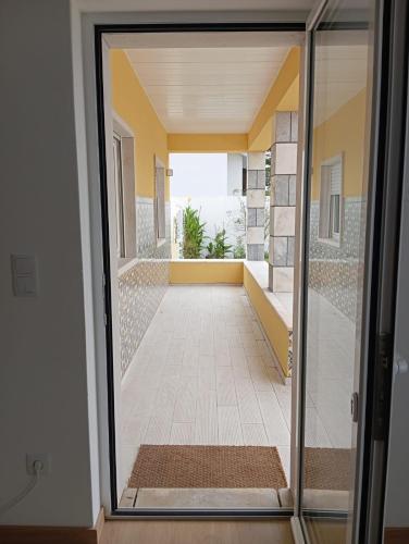 ทางเข้า, Casa Amarela in มาโกยโต