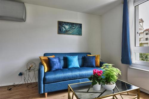Monplaisir, parking, espace de travail avec wifi, proximité commerces, gare, Université Lyon 3 , Tram T2, T4 et C25, idéal voyages d'affaires et tourisme, Lyon (photo 7)