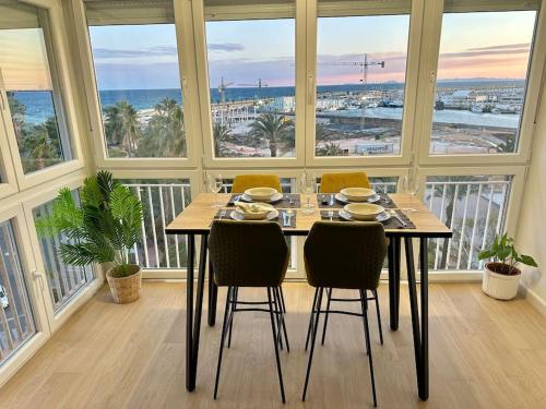 Cozy apartment with port view 1