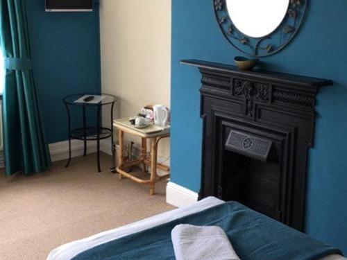 The Kings Arms - image 10