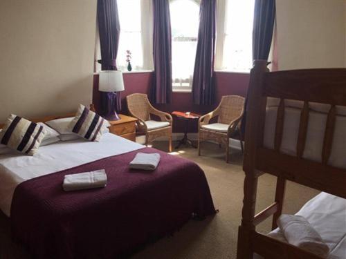 The Kings Arms - image 7